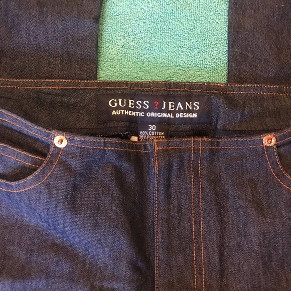 Guess Dark Wash Low-Rise Flare Jeans size 30 - Picture 3 of 7